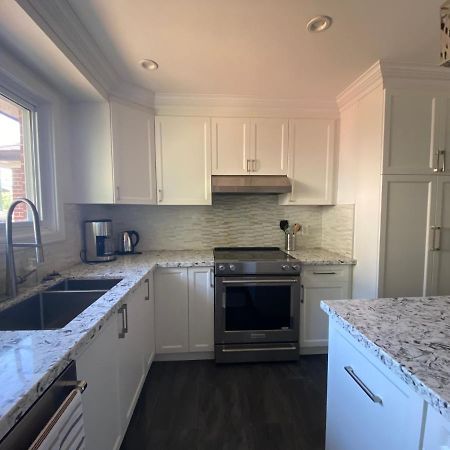 Yonge And Finch Subway !P Cozy & Quiet Private Bdr With Private Bathroom Toronto Eksteriør billede